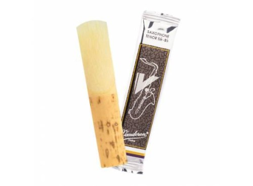 vandoren-v12-3-tenor-sax_592570c6398a5.jpg