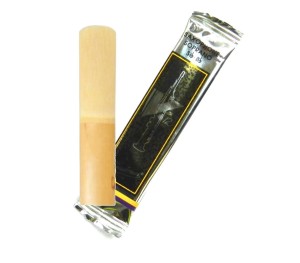 VANDOREN V12 - reed for soprano saxophone 2,5