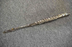 YAMAHA YFL 371 - flet poprzeczny + GRATIS