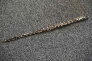 YAMAHA YFL 311 - flet poprzeczny (2) + GRATIS