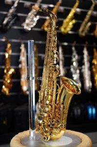 YANAGISAWA A800 - saksofon altowy